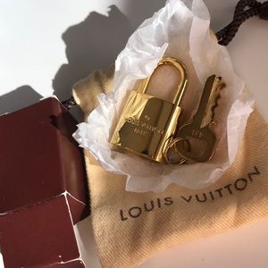Brand New Authentic Louis Vuitton Lock & Key